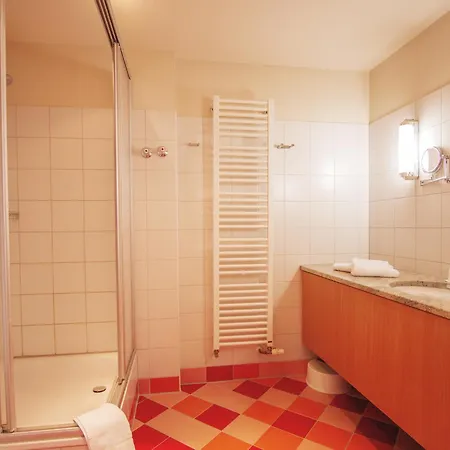 فندق Savoy باد ميرغنثيم